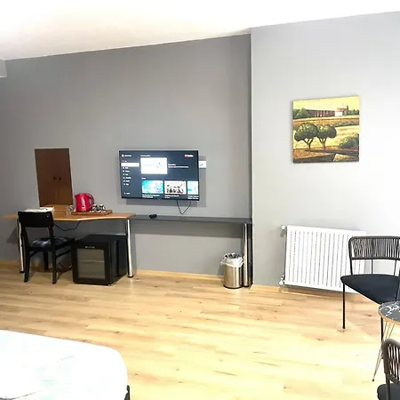 Accommodatie bij particulieren By Karam Otelcilik *